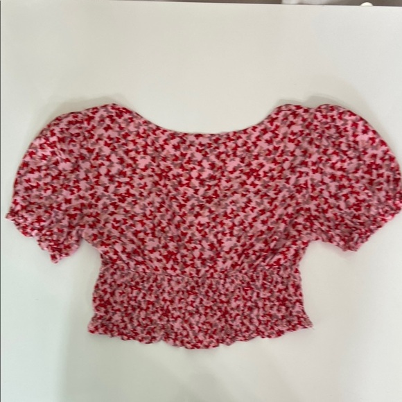 Women's Raquel Crop Top in Ditsy Butterfly Pink Red Puff Sleeve Size M - Picture 3 of 12